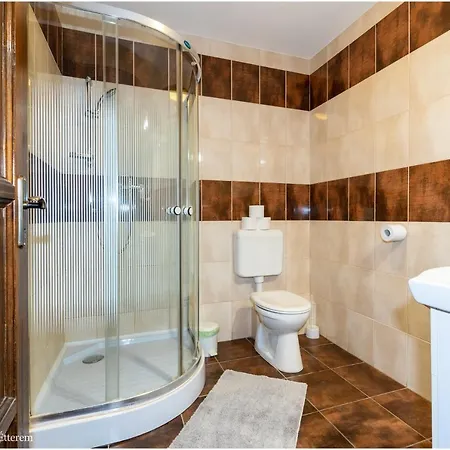 Szeker Fogado Bed and Breakfast 3*
