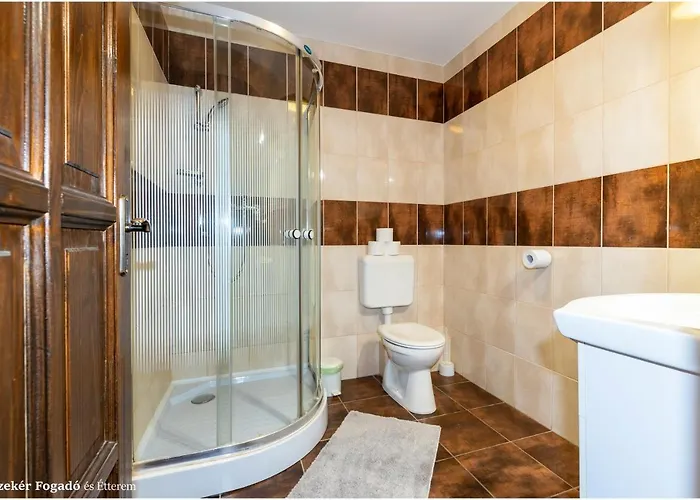 Szekér Bed & Breakfast 3*
